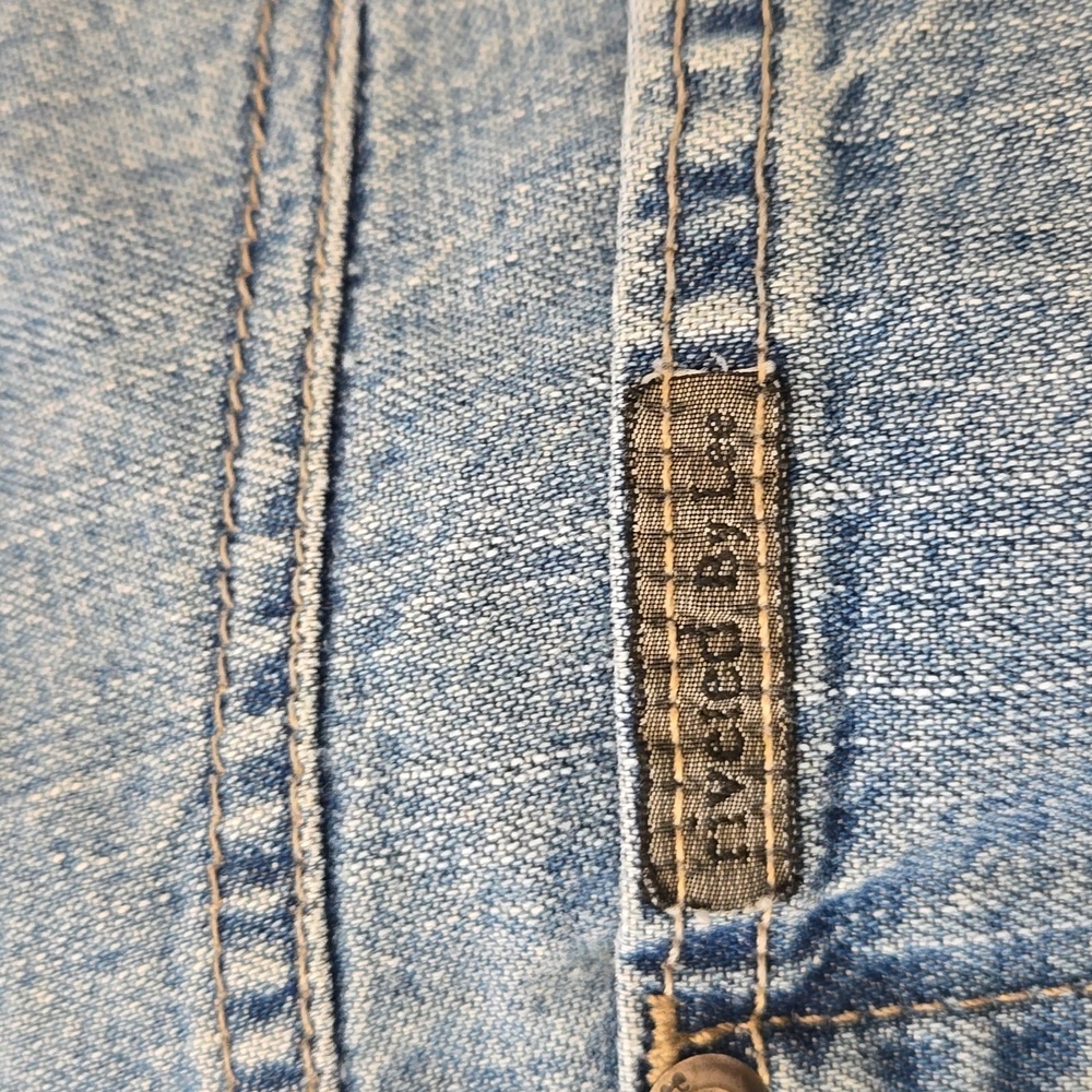 Women's jeans